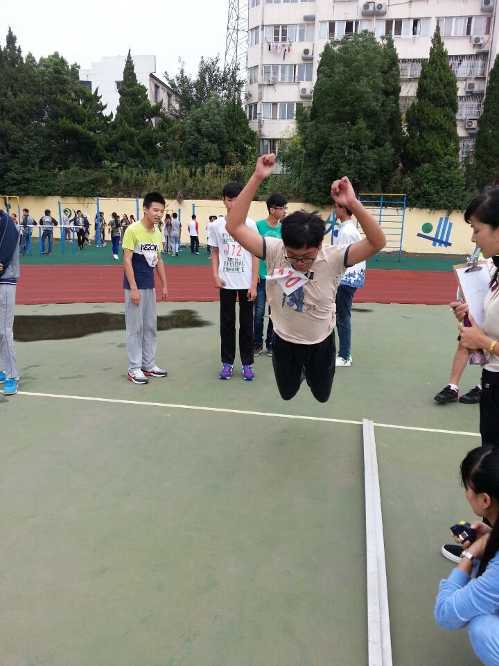 麒麟中学召开第34届秋季运动会-江宁区麒麟初级中学